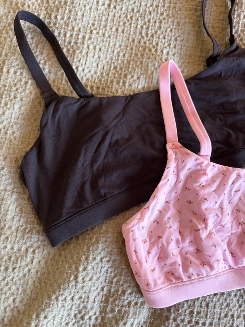 SKIMS Pink Floral & Black Fits Everybody Scoop Bralette L x 2